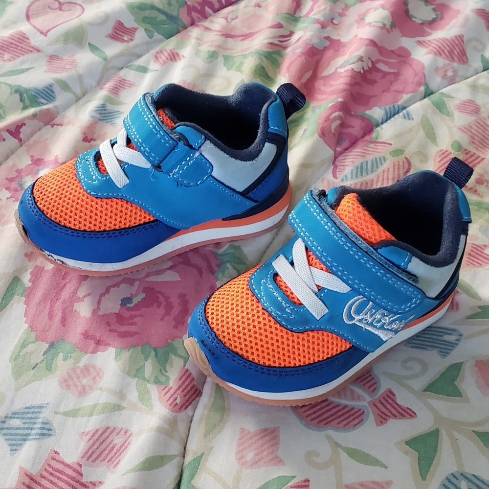 Baby Oshkosh sneakers
